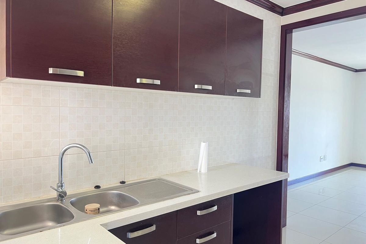 2bed Apartment in Summerset - Photo 5