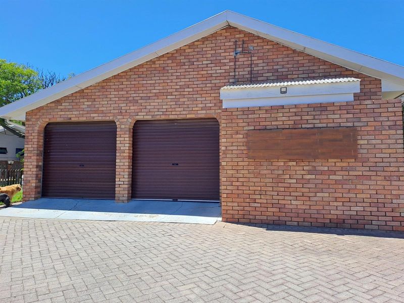 Stunning 5 Bedroom property plus 1 Bedroom flat for sale in Amsterdamhoek - Photo 5