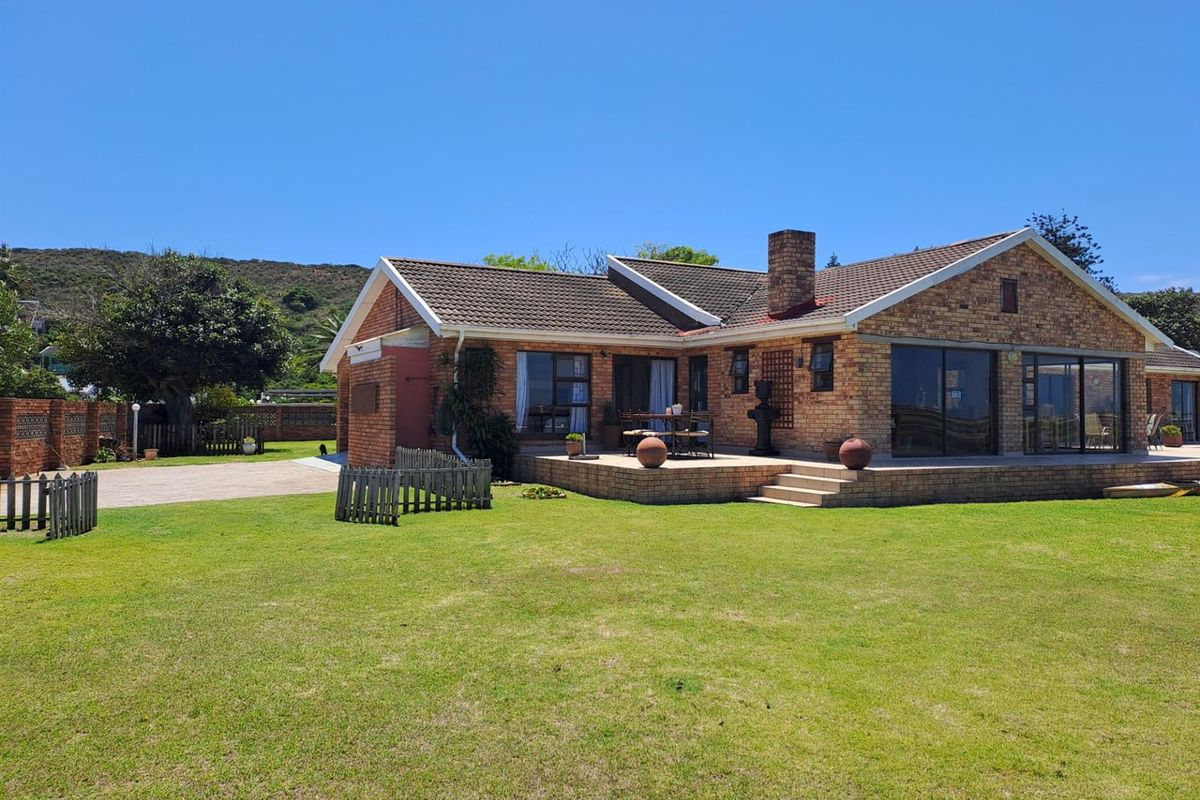 Stunning 5 Bedroom property plus 1 Bedroom flat for sale in Amsterdamhoek - Photo 4