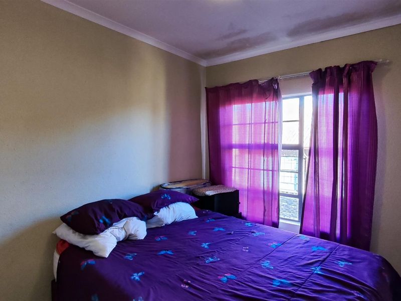 Charming 2-Bedroom Home for Sale in Norton Small Farms - Photo 8