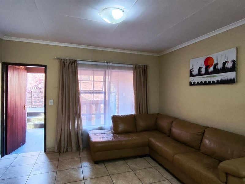 Charming 2-Bedroom Home for Sale in Norton Small Farms - Photo 3