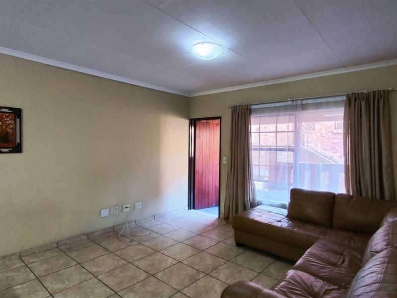 Charming 2-Bedroom Home for Sale in Norton Small Farms - Photo 2