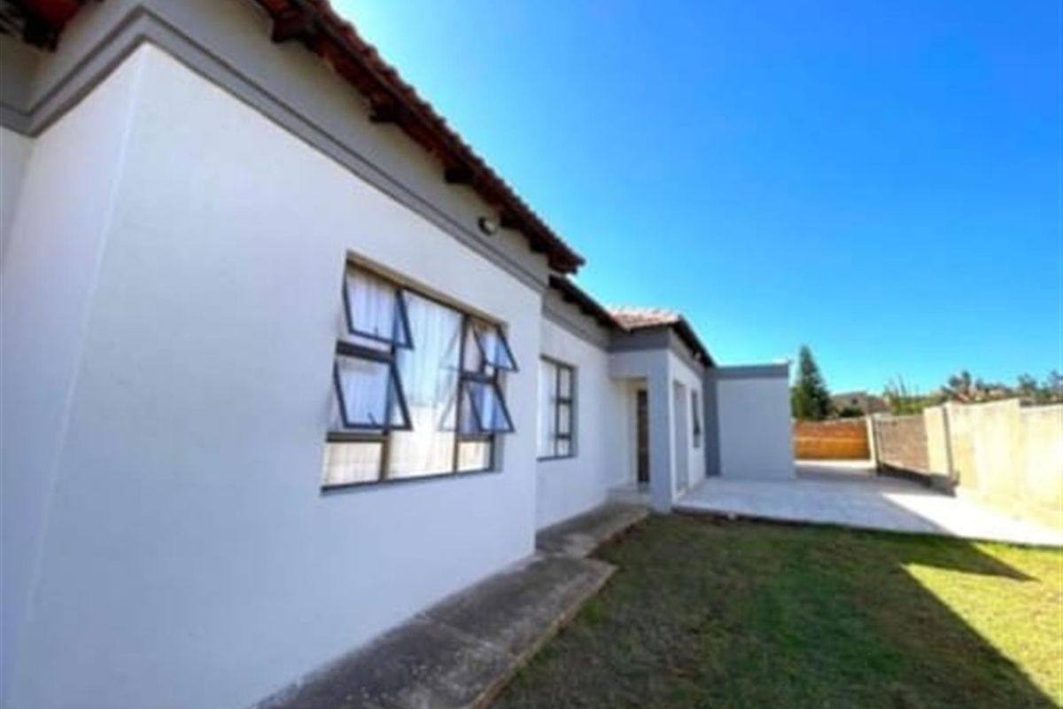 House For Sale in Flora Park, Polokwane - Photo 2