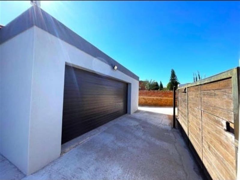 House For Sale in Flora Park, Polokwane - Photo 3