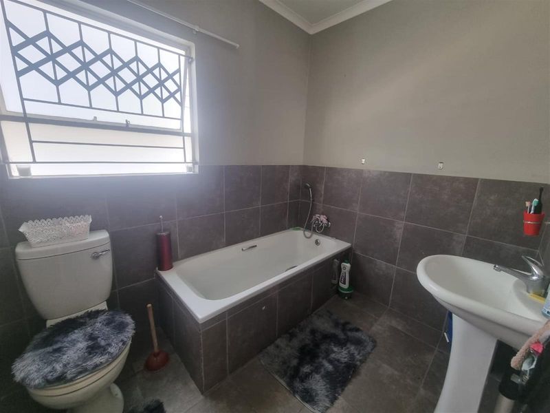 Summer Rain Estate, Karino - Photo 8