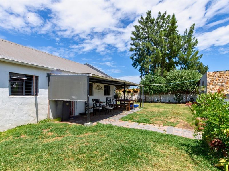 PRICE REDUCED - 12.5 Ha Income property, 2 Main Houses, 3 Cottages, Office and Historic Farmstall - Photo 7