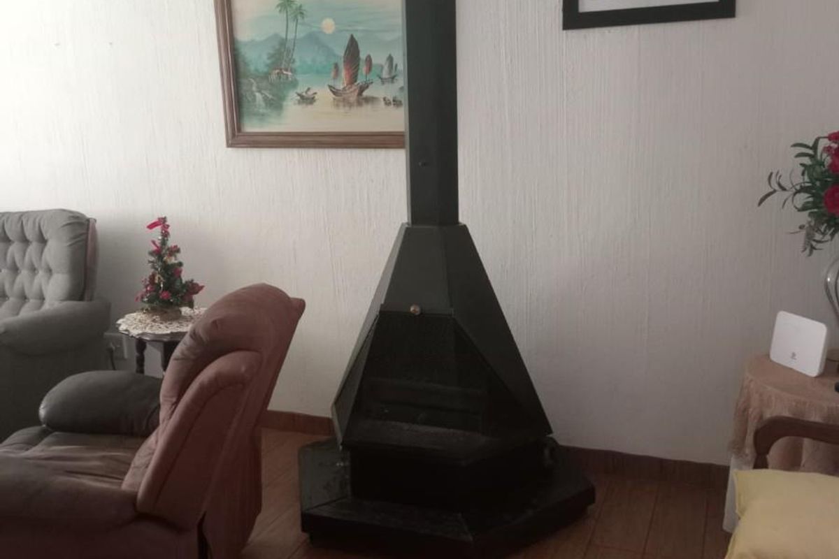 Beautiful Large 3 Bedroom Townhouse For Sale - Florauna - Photo 5
