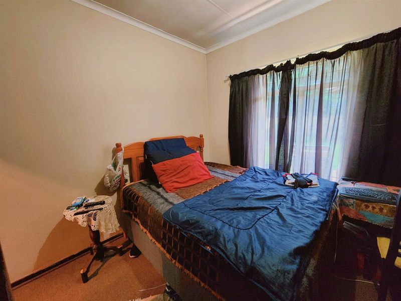 Beautiful 3 bedroom 2 bathroom 2 garage house for sale in Pierre van Reyneveld - Photo 10