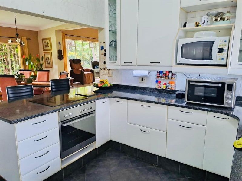 Modern Comfort & Outdoor Bliss in Aviary Hill. - Photo 10