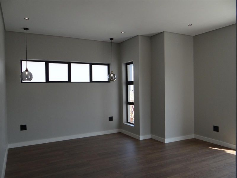 House For Sale in Fountainbrook Estate, Midstream Estate, Centurion - Photo 8