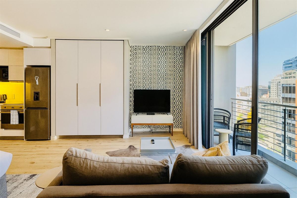 Apartment For Sale in Cape Town City Centre, Cape Town - Photo 5