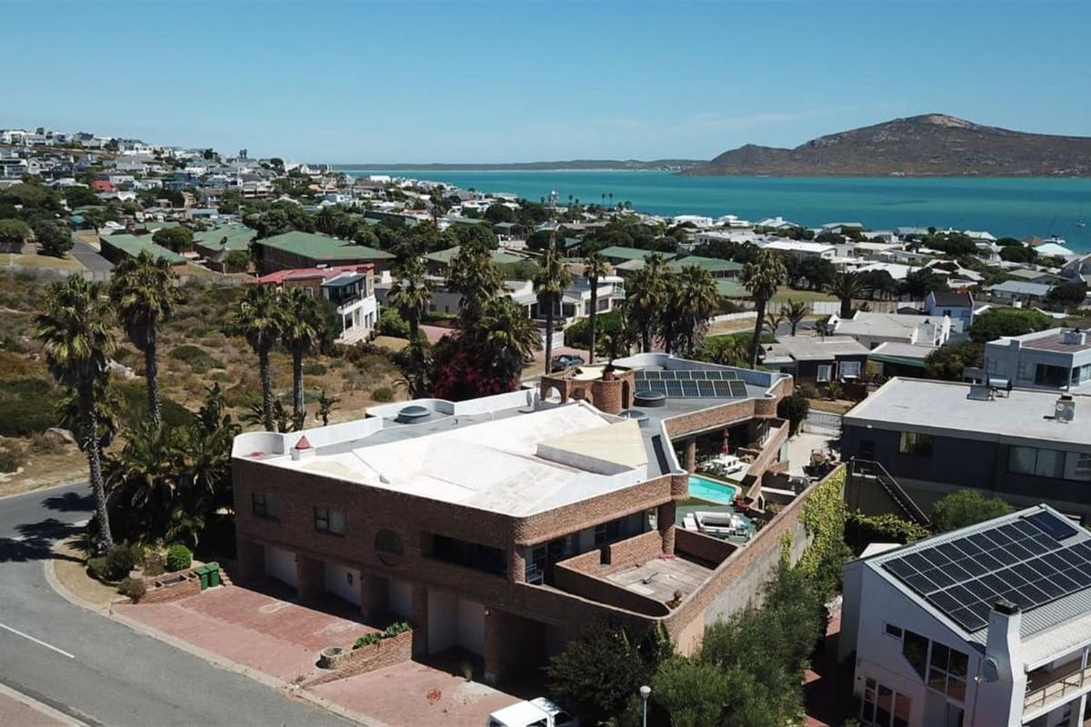 a Property that isn’t just a home - it’s an opportunity in Langebaan - Photo 2