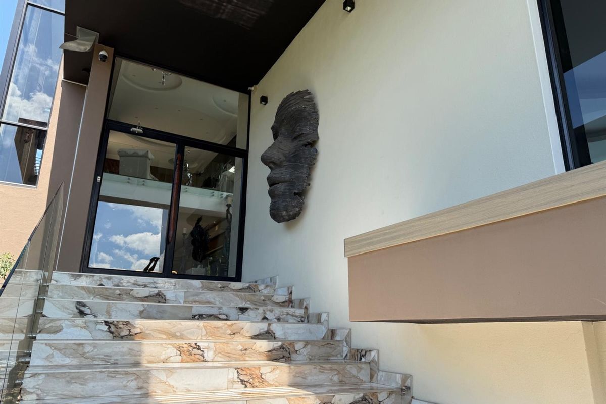 House For Sale in Steyn City Midrand - Photo 4