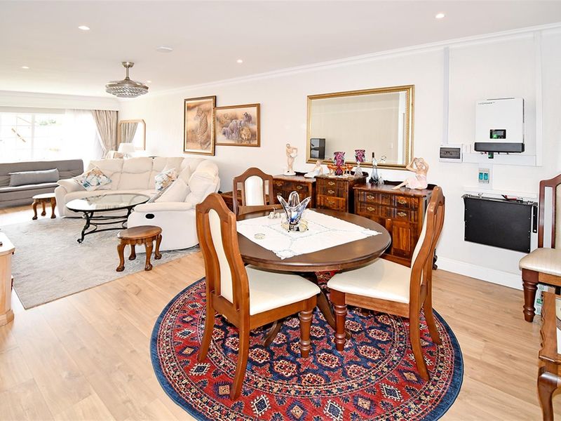 Newly refurbished one bedroom retirement home - Photo 6