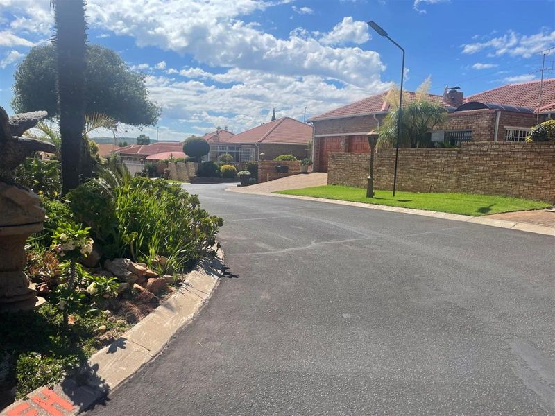 3 Bedroom Cluster in Chancliff Estate - Photo 4