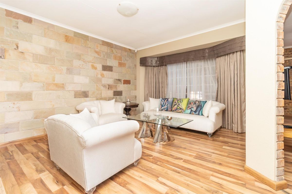 3 Bedroom Cluster in Chancliff Estate - Photo 5