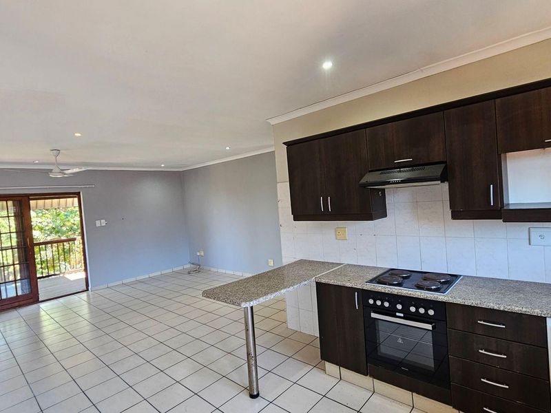 Unit For Sale in Margate, KwaZulu Natal - Photo 6