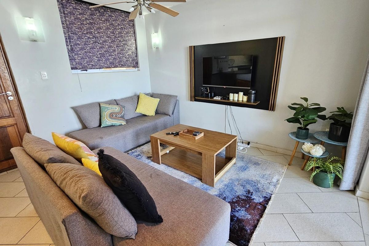 Picturesque Seaview Apartment in Manaba Beach - Photo 4