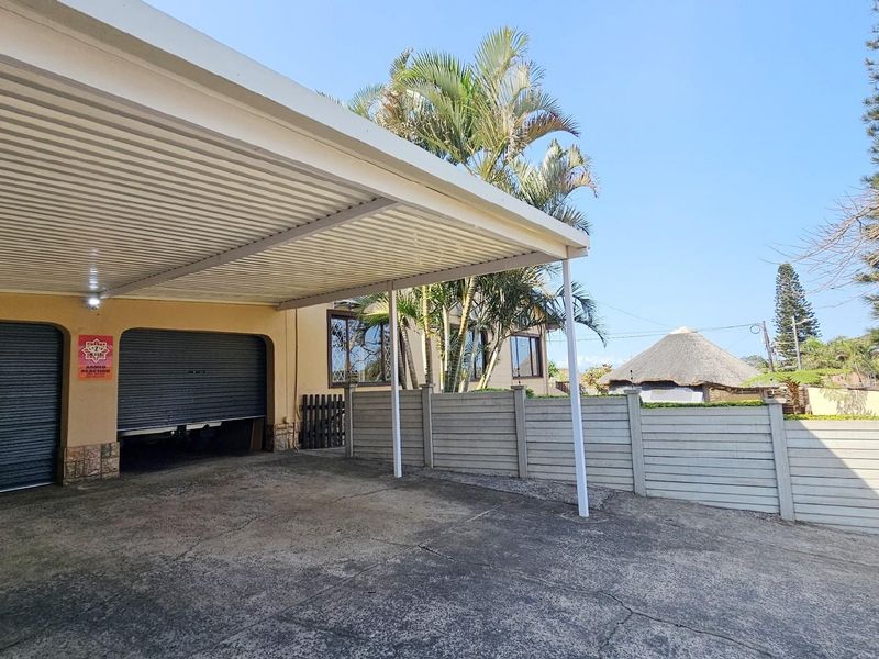 Beautiful Family home in Shelly Beach - Photo 2