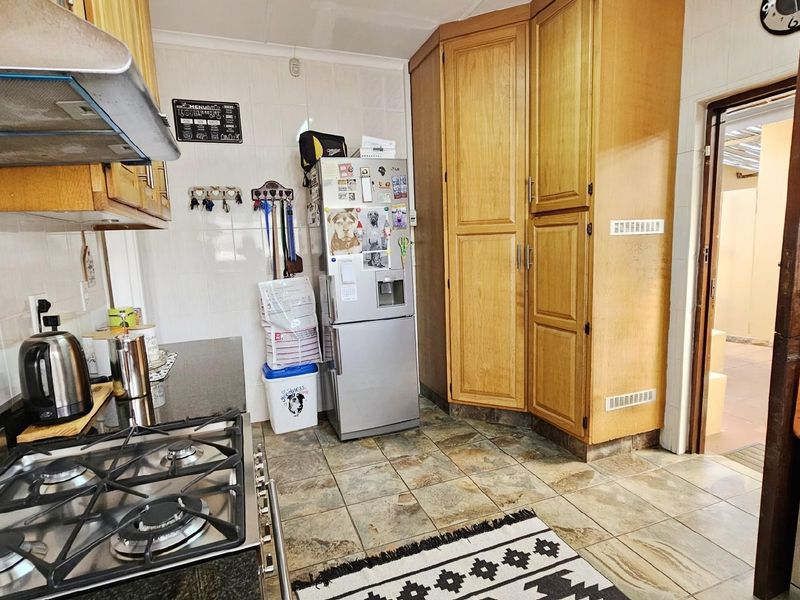 Beautiful Family home in Shelly Beach - Photo 7