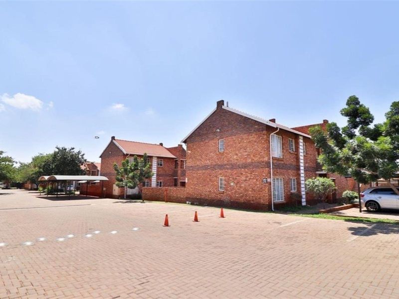 GREAT INVESTMENT AND IDEAL TO RAISE YOUR FAMILY - Photo 1