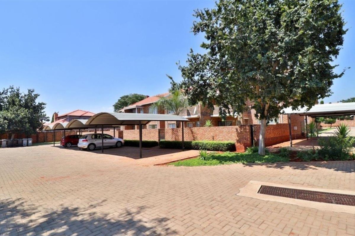 GREAT INVESTMENT AND IDEAL TO RAISE YOUR FAMILY - Photo 5