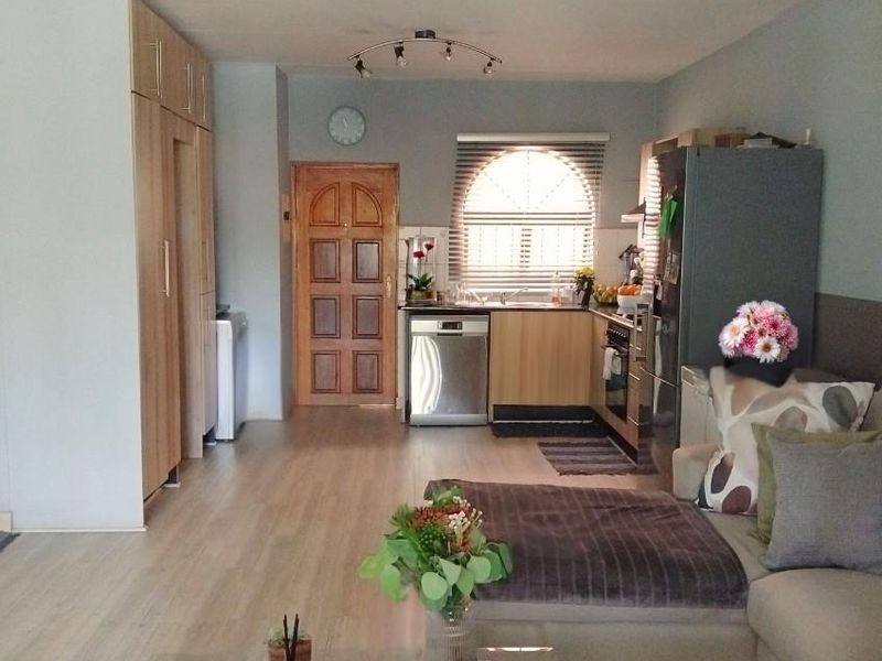 Lovely Modern 2-Bed 2 (Full) Bath Ground Floor Apartment For Sale in Secure Estate - Photo 3