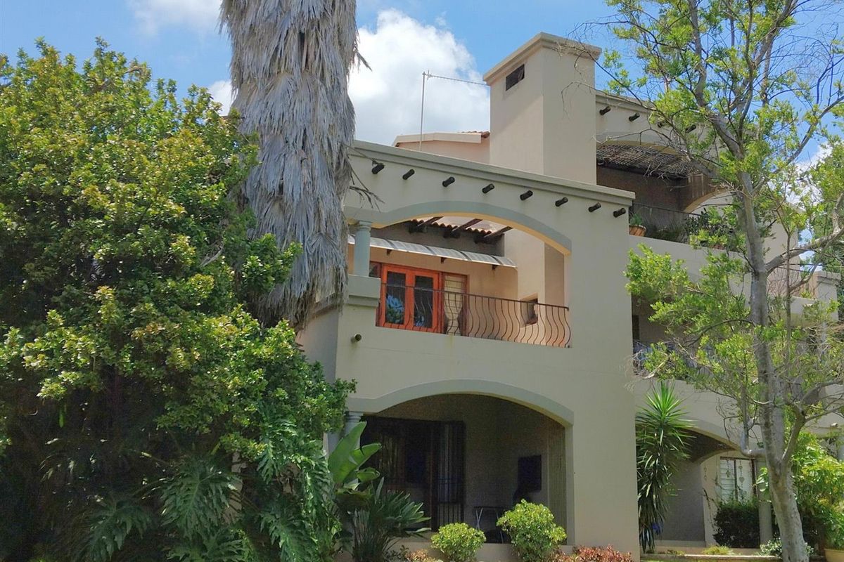 Lovely Modern 2-Bed 2 (Full) Bath Ground Floor Apartment For Sale in Secure Estate - Photo 2