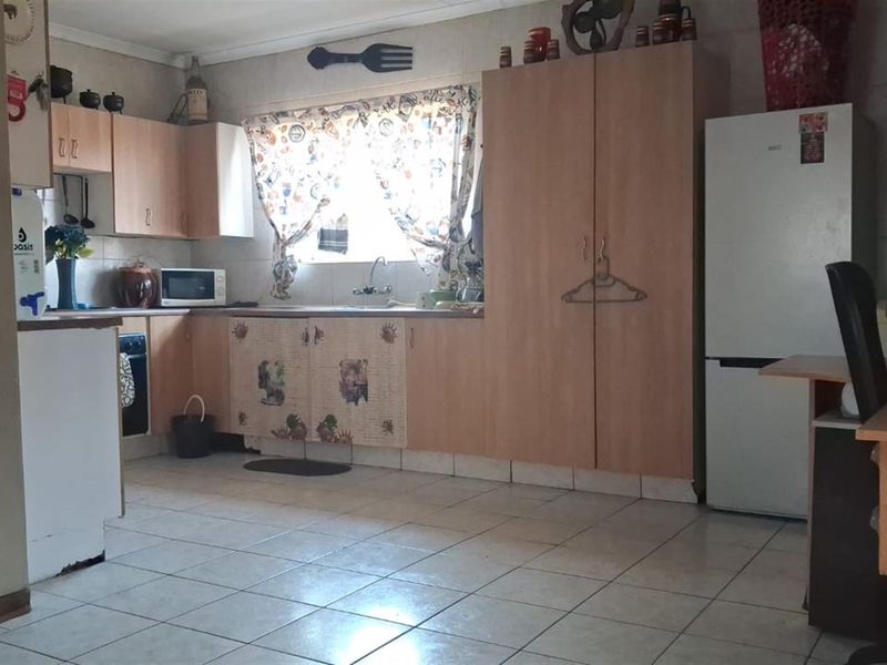 House For Sale in Reyno Ridge, Witbank - Photo 8