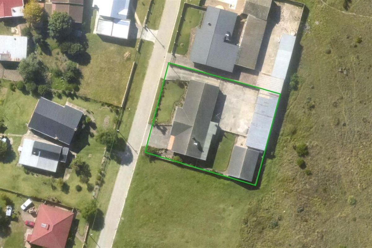 House For Sale in Pacaltsdorp George Western Cape - Photo 4