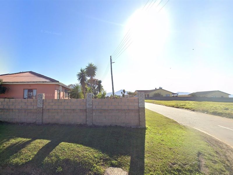 House For Sale in Pacaltsdorp George Western Cape - Photo 8