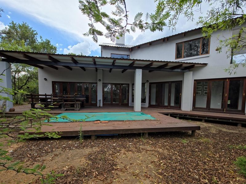 Private Game Farm -  Four bedroom home near Bela-Bela - 186 hectares -  SOLE MANDATE - Photo 1