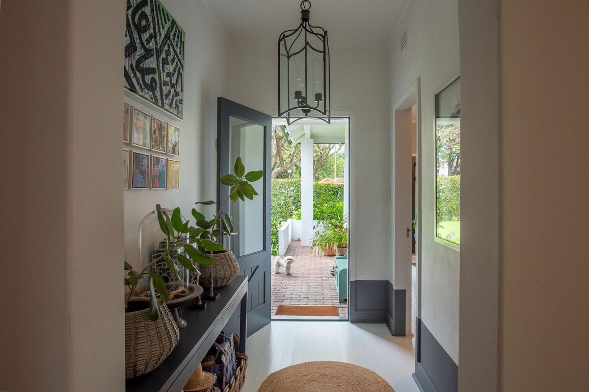 Heritage Home in the Heart of The Parks, Warmth, Charm, Best of Family Living. - Photo 2