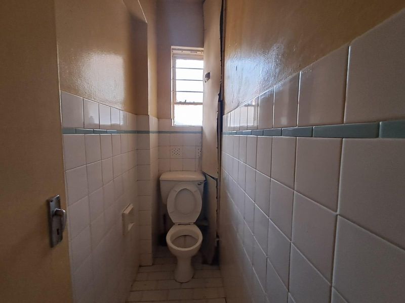 Apartment For Sale in Berea, Johannesburg - Photo 10