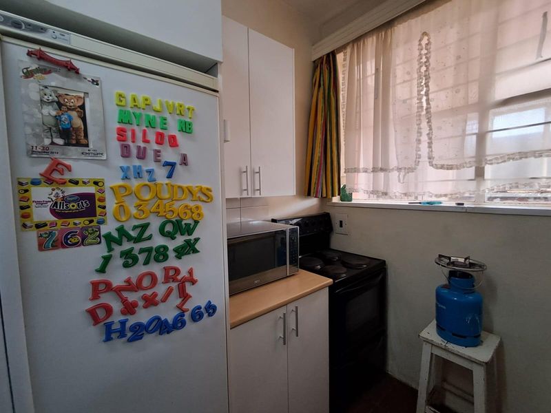 Apartment For Sale in Yeoville, Johannesburg - Photo 5