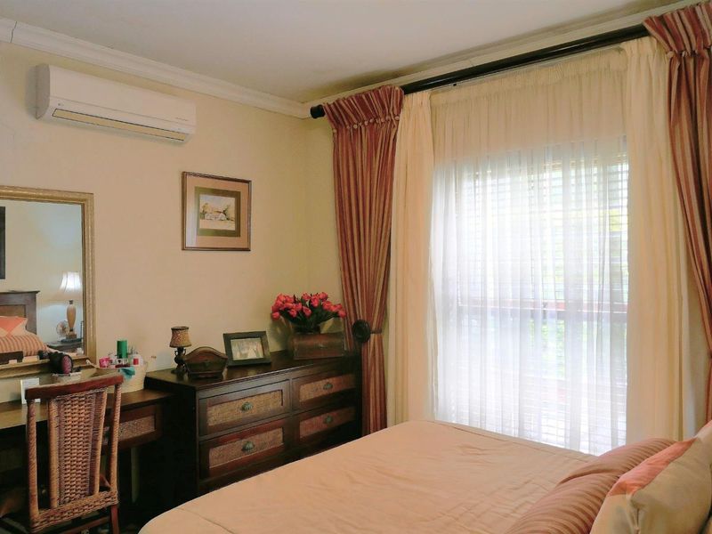 Tranquil Ground-Floor Apartment in Boutique Block - Photo 7