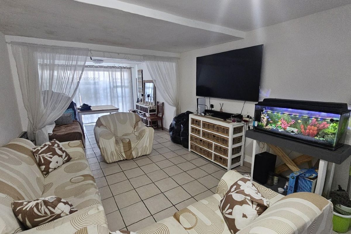 Apartment For Sale in Margate, KwaZulu Natal - Photo 5