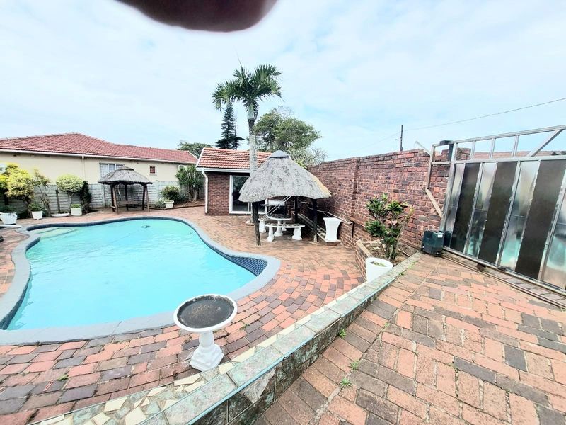 3 Bedroom House for Sale in Brighton Beach, Bluff, Durban, KwaZulu Natal - Photo 5