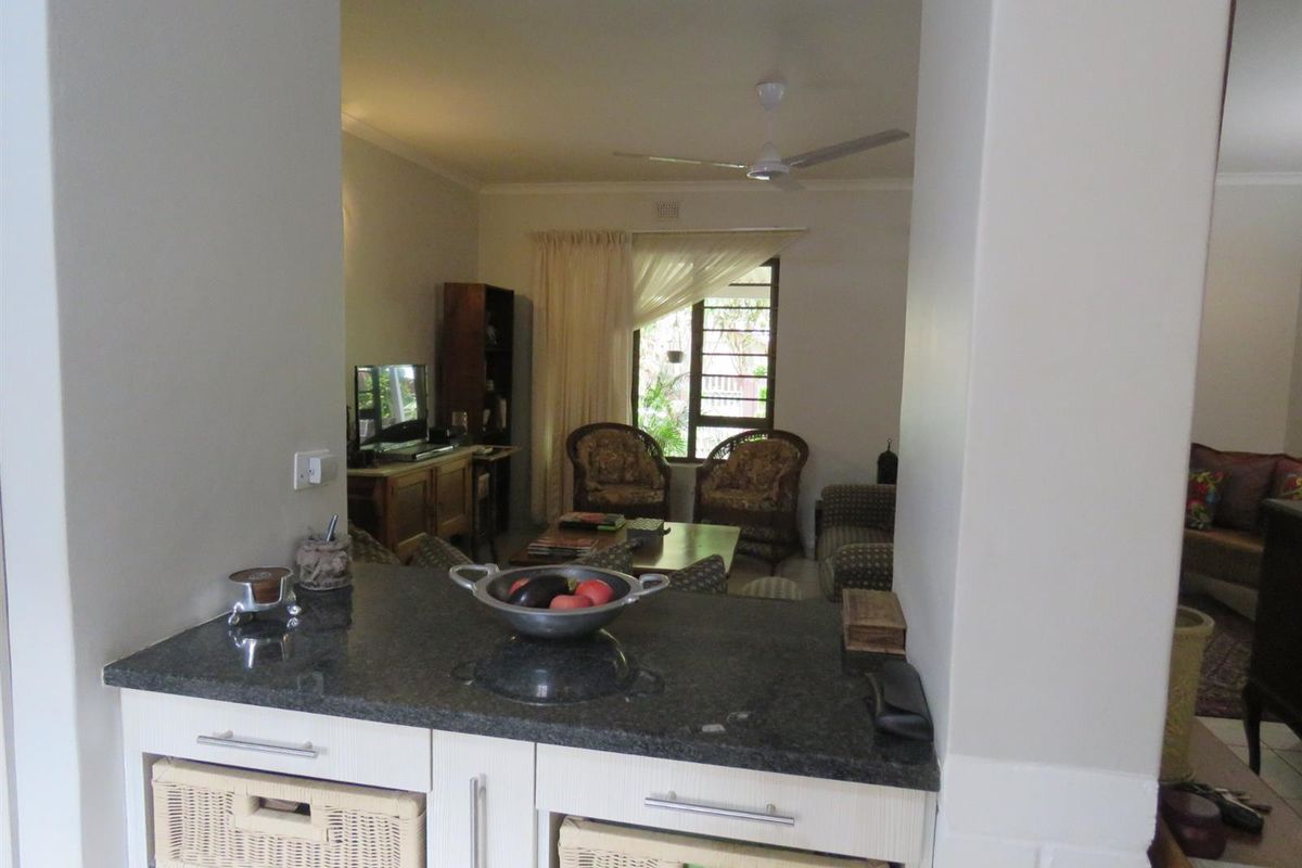 Apartment For Sale in Meer En See, Richards Bay, KwaZulu Natal - Photo 2