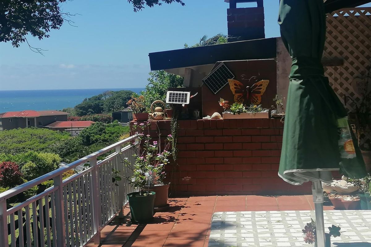 Shelly Beach. Townhouse With Beautiful Sea Views Close To The Beach - Photo 4