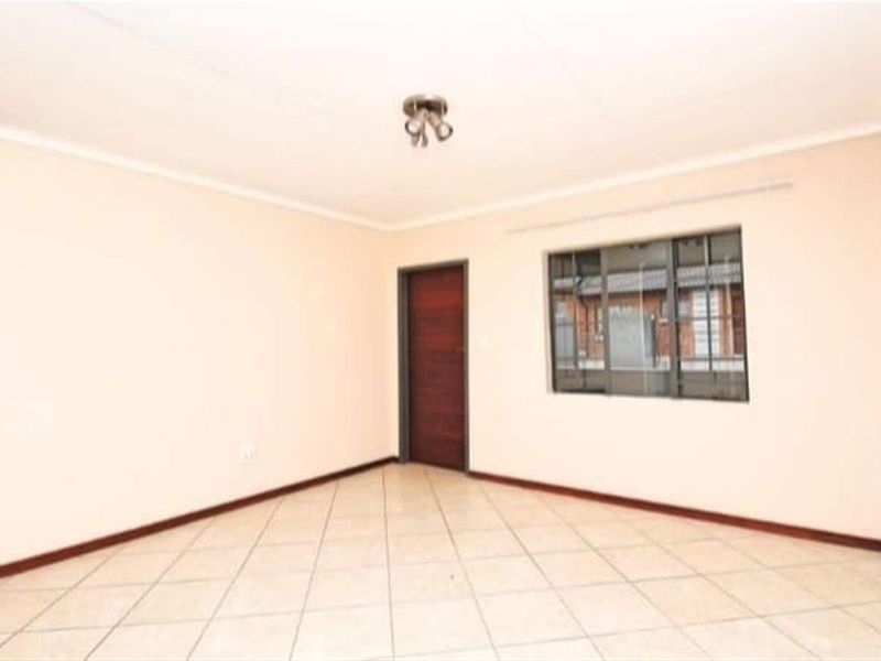 2 bed,1 Bath apartment for sale in Sage wood - Photo 7