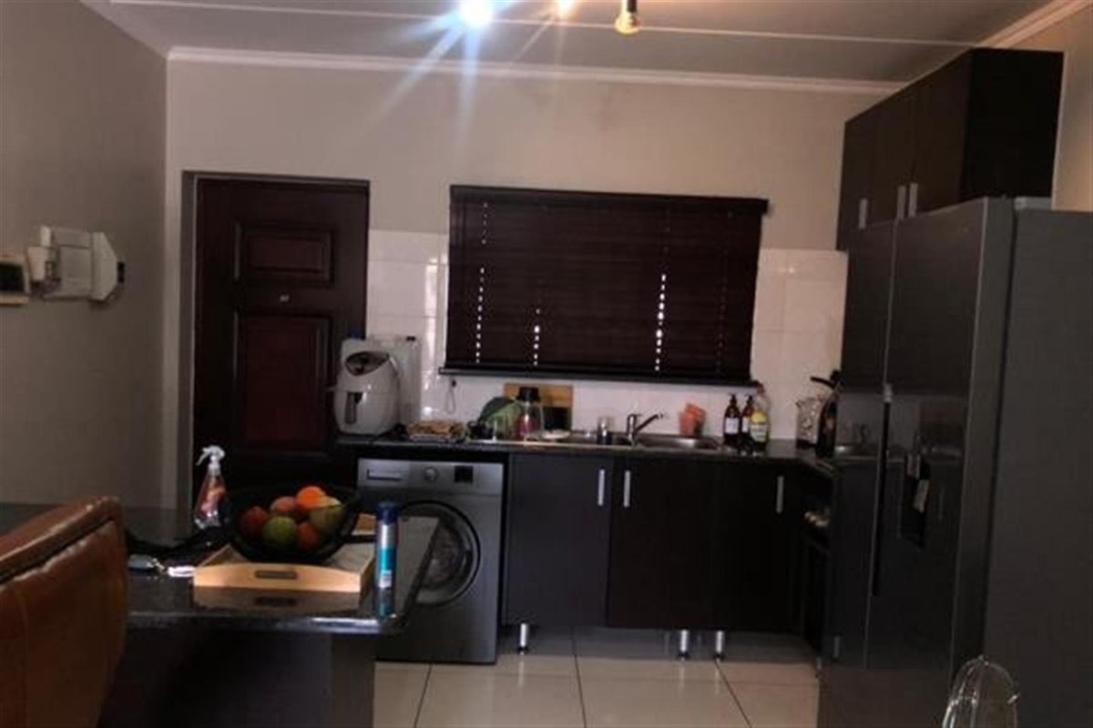 1 Bed 1 Bath apartment for rent in Noordwyk - Photo 4