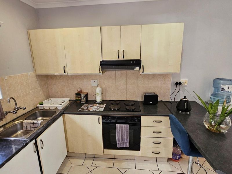 Beautiful tranquil 2 bedroom Townhouse For Sale in a Picturesque Eco Estate - Photo 9