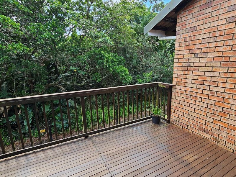 Beautiful tranquil 2 bedroom Townhouse For Sale in a Picturesque Eco Estate - Photo 7