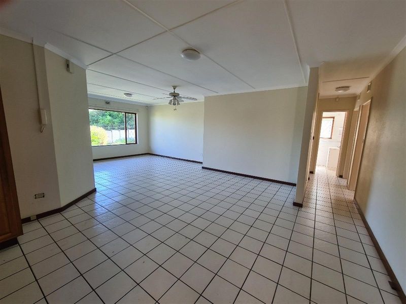 3 Bedroom Apartment For Sale in Margate, KwaZulu Natal - Photo 9