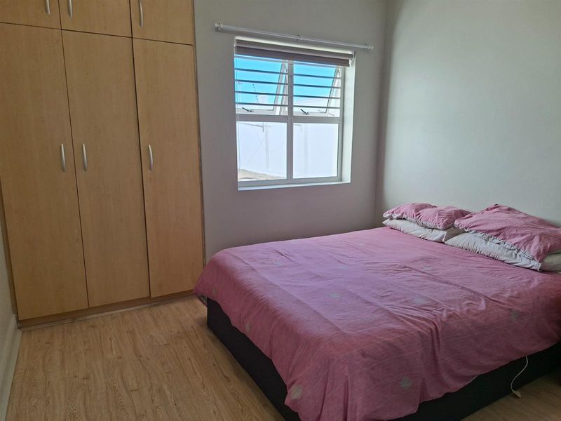 Modern Ground-Floor Corner Unit in the Heart of Summerstrand - Photo 10