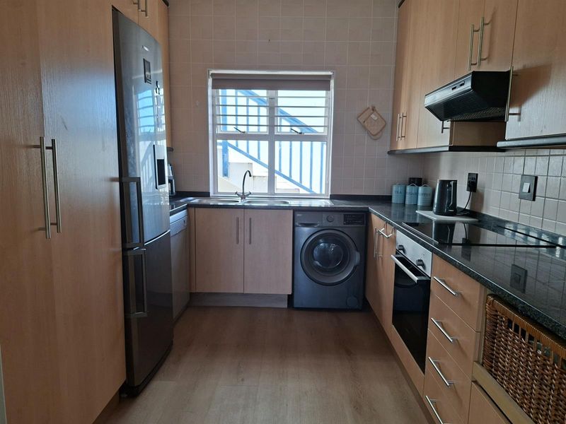 Modern Ground-Floor Corner Unit in the Heart of Summerstrand - Photo 7