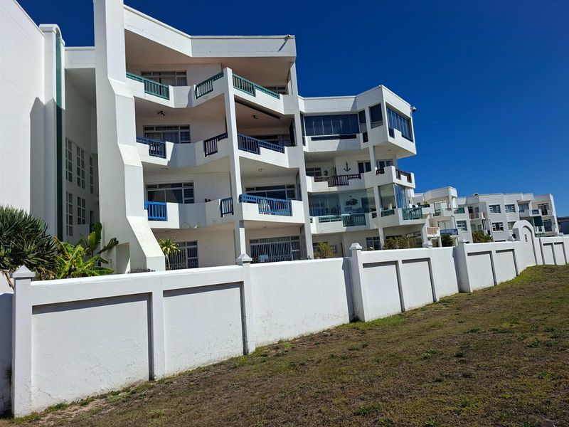 Modern Ground-Floor Corner Unit in the Heart of Summerstrand - Photo 2