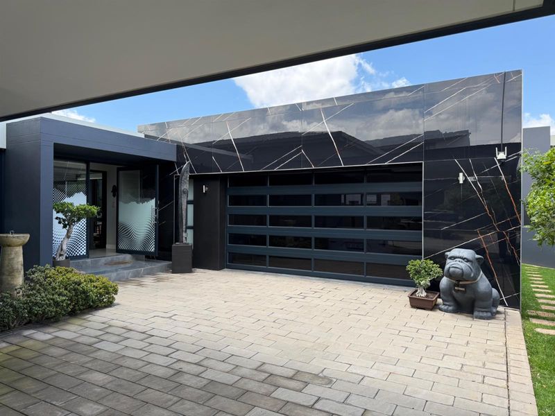 House For Sale in Steyn City, Midrand - Photo 2