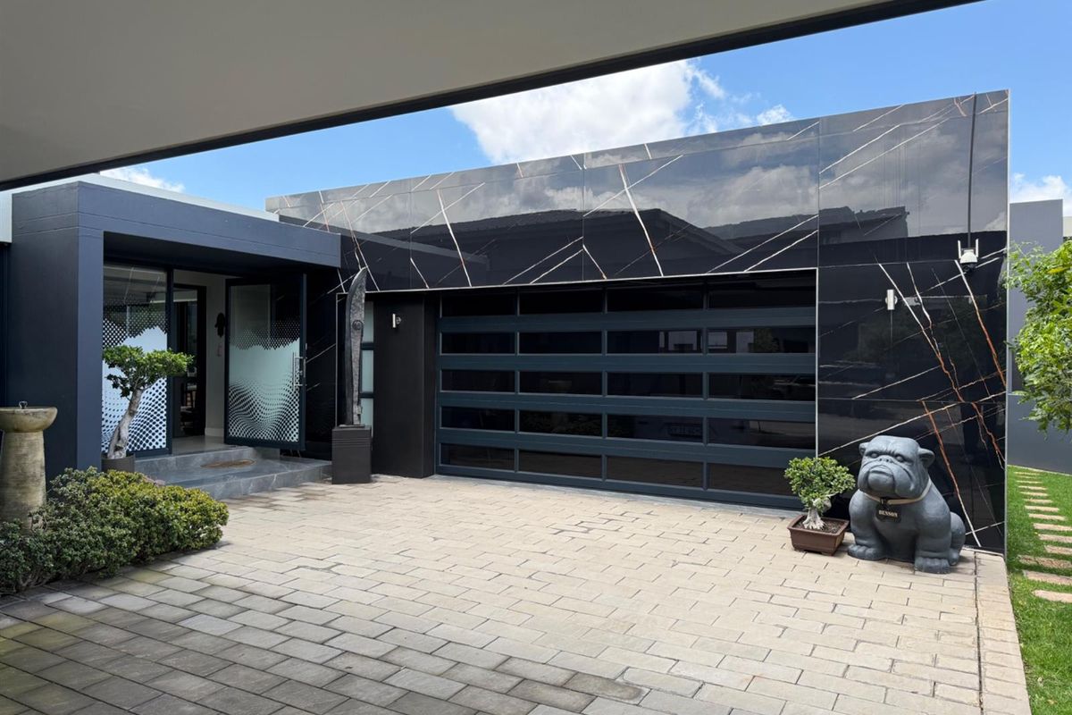 House For Sale in Steyn City, Midrand - Photo 2